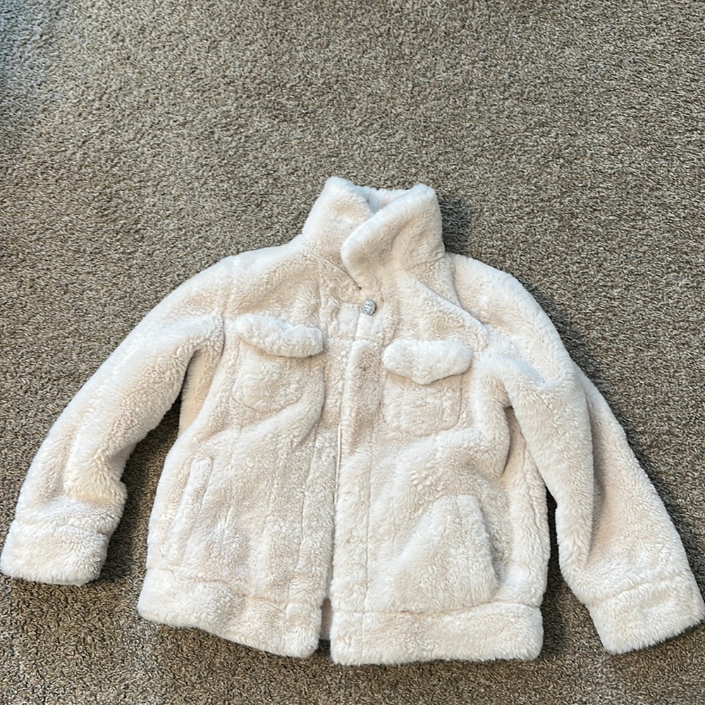 Urban Republic girls collection faux fur coat. Size S (7/8)